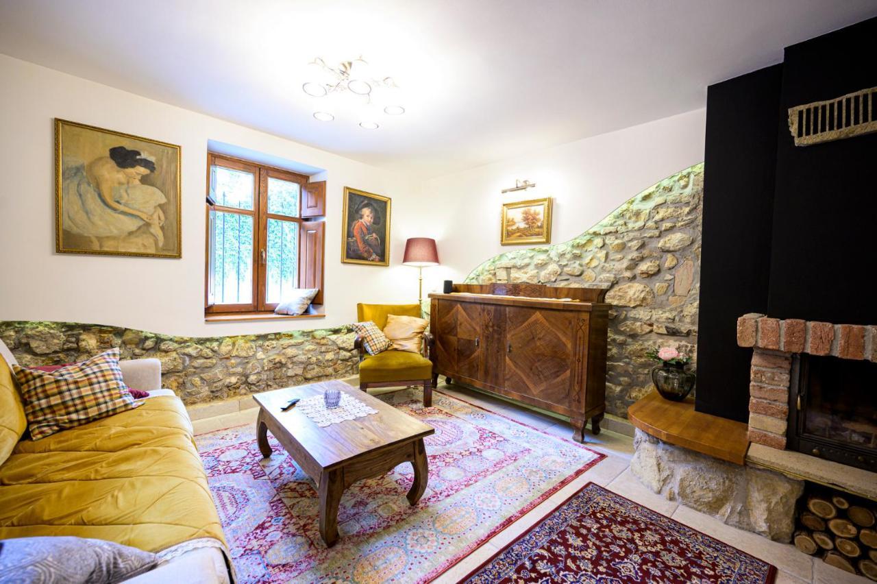 Babahaz Apartment Pecs Luaran gambar